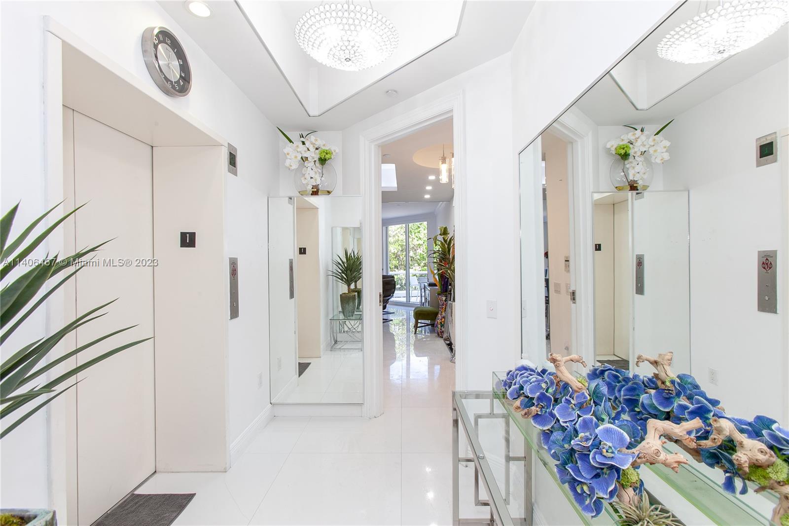 BELLAMARE @ WILLIAMS ISLA - Residential