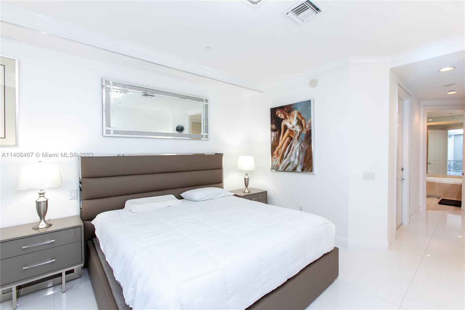 BELLAMARE @ WILLIAMS ISLA - Residential