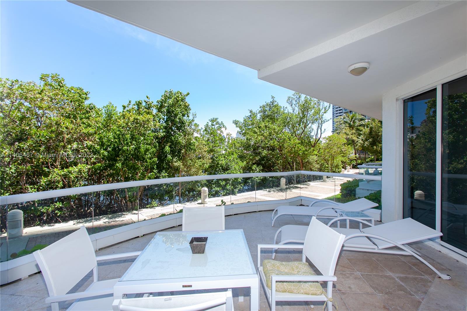 BELLAMARE @ WILLIAMS ISLA - Residential