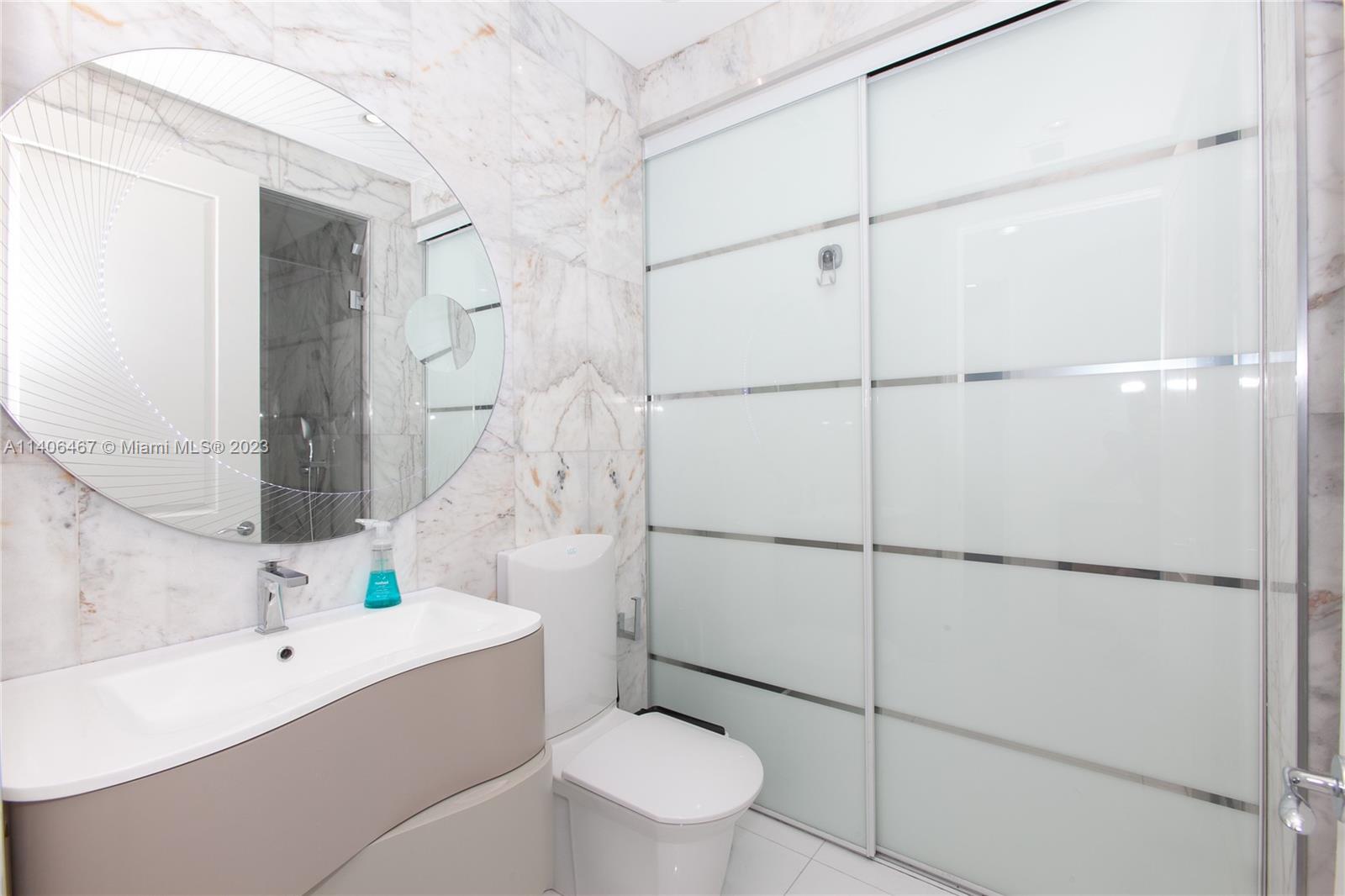 BELLAMARE @ WILLIAMS ISLA - Residential