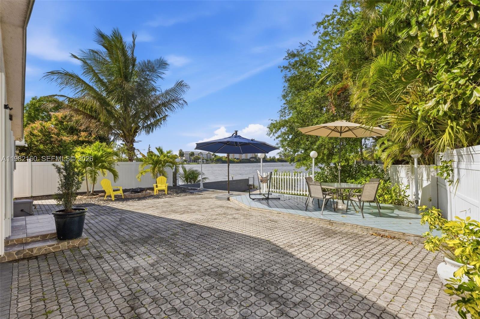 OAKWOOD HILLS - Residential