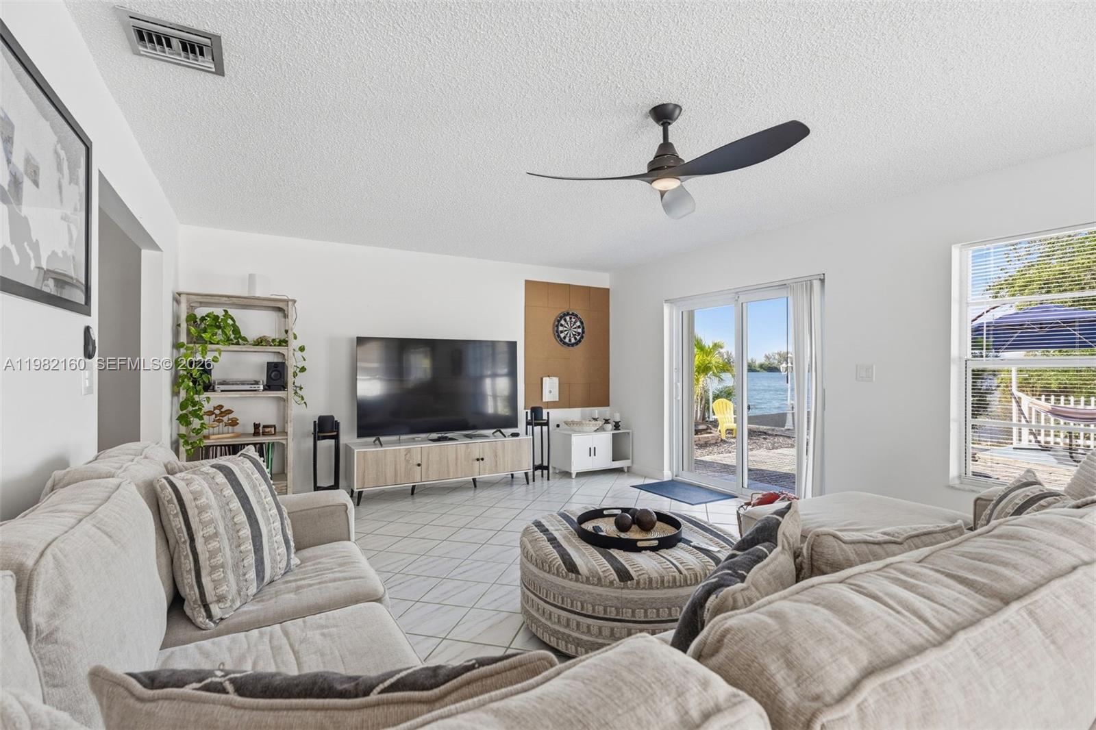 OAKWOOD HILLS - Residential