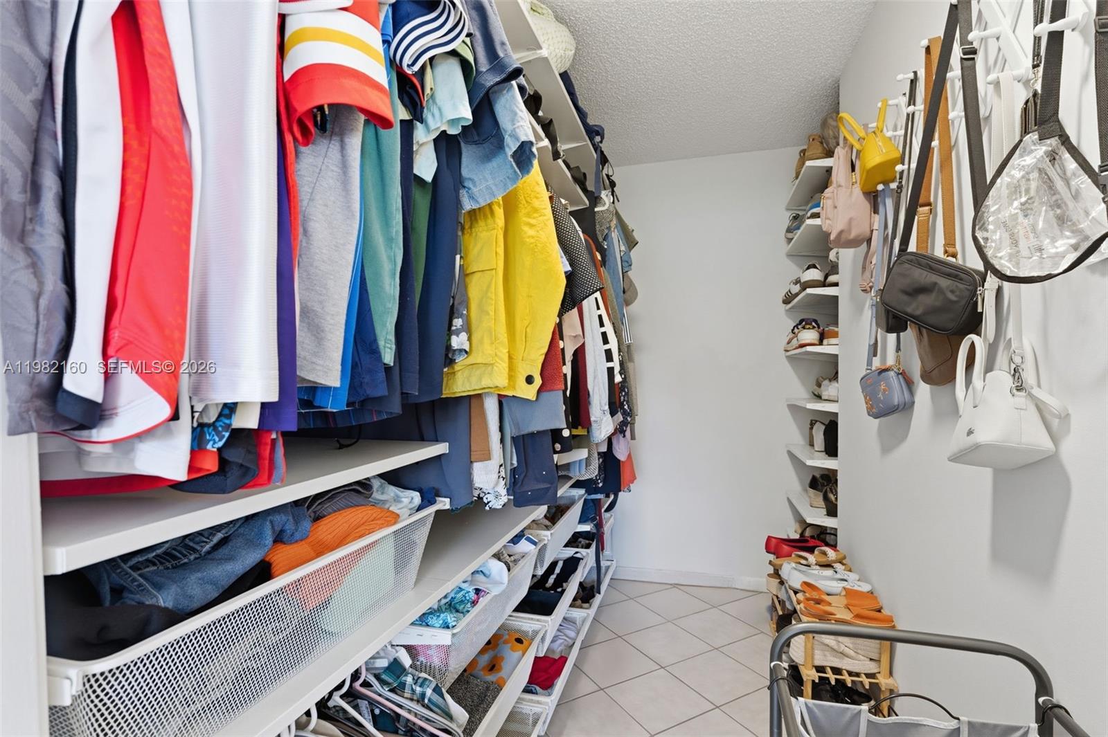 OAKWOOD HILLS - Residential