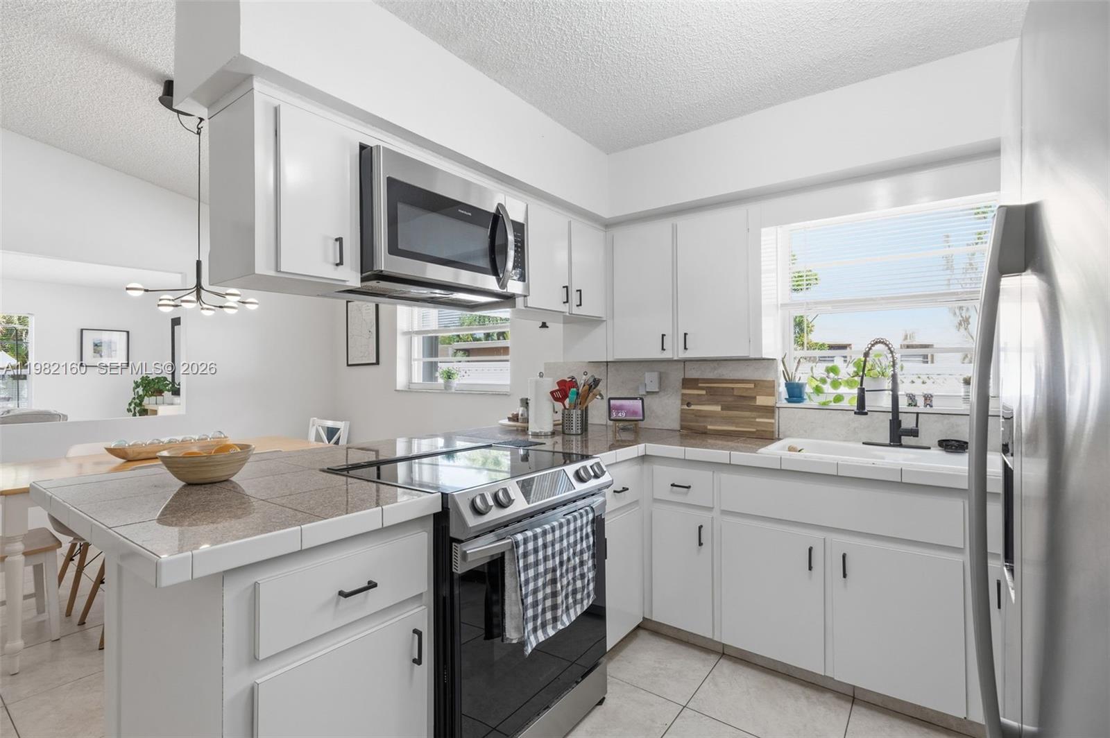 OAKWOOD HILLS - Residential