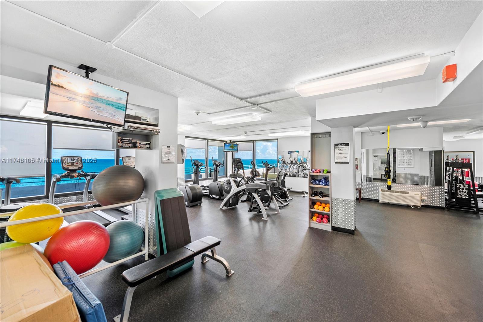 OCEANSIDE PLAZA CONDO - Residential