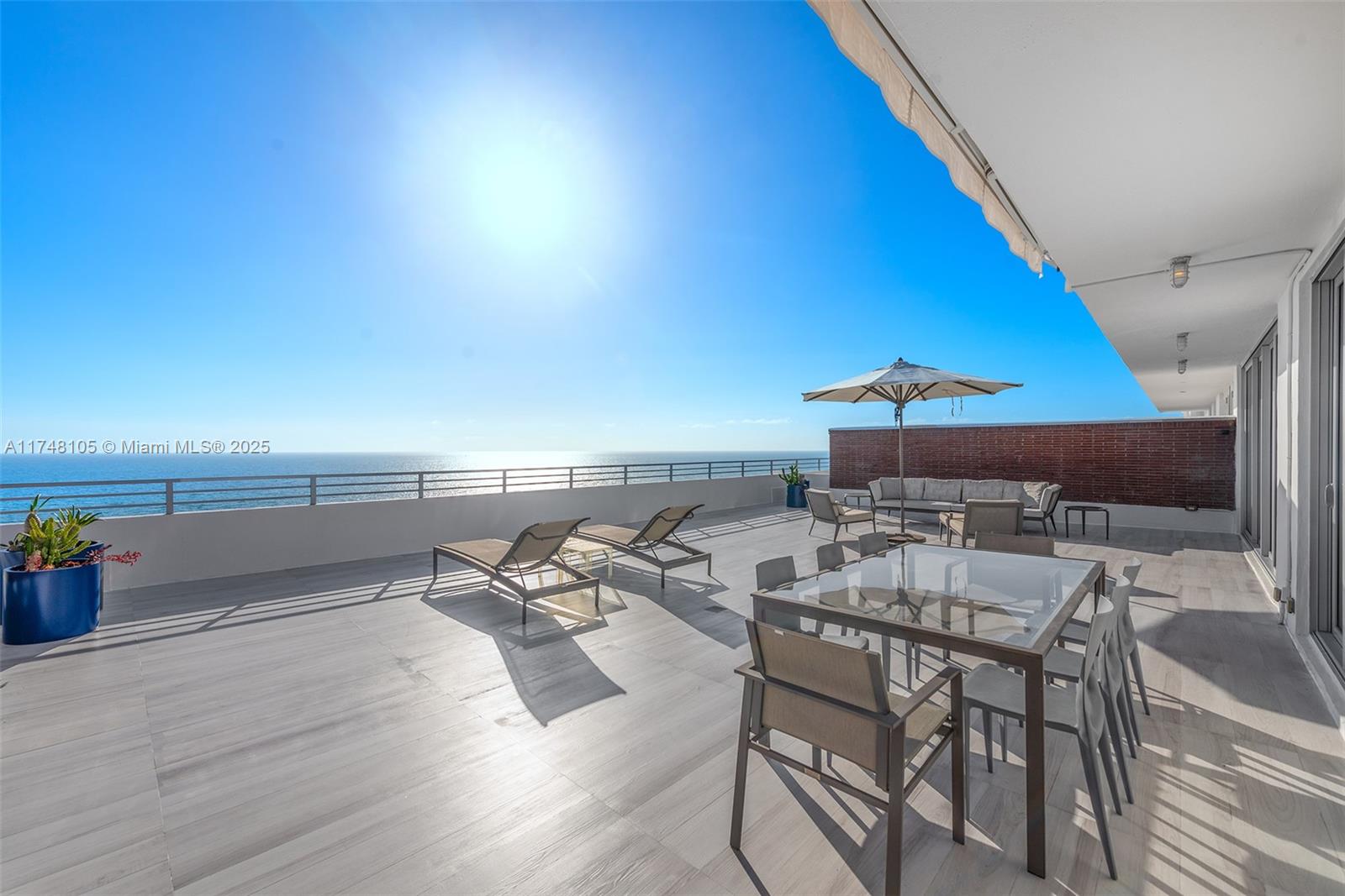 OCEANSIDE PLAZA CONDO - Residential