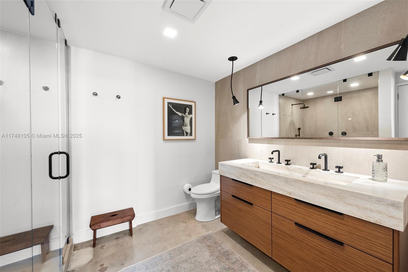 OCEANSIDE PLAZA CONDO - Residential