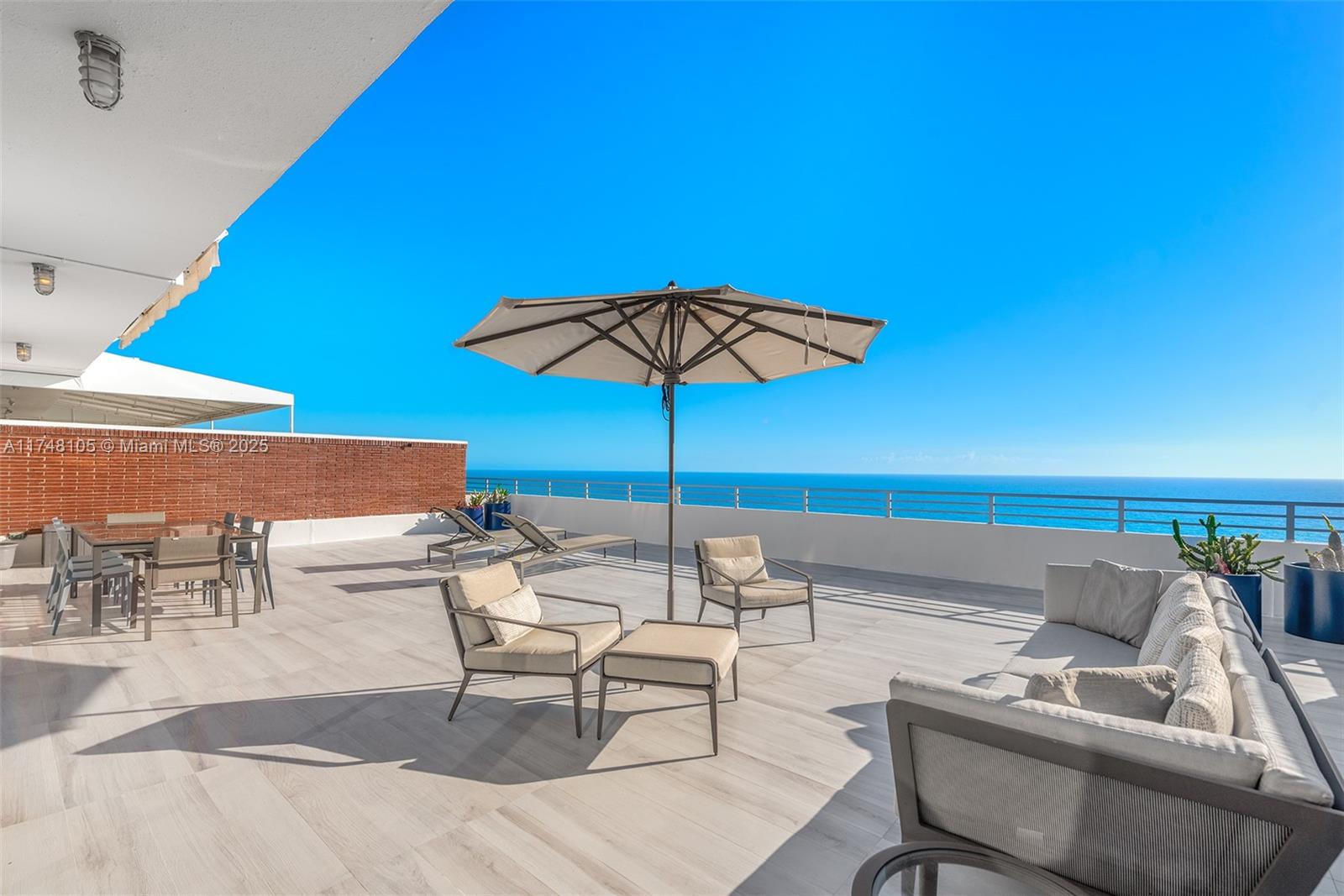 OCEANSIDE PLAZA CONDO - Residential