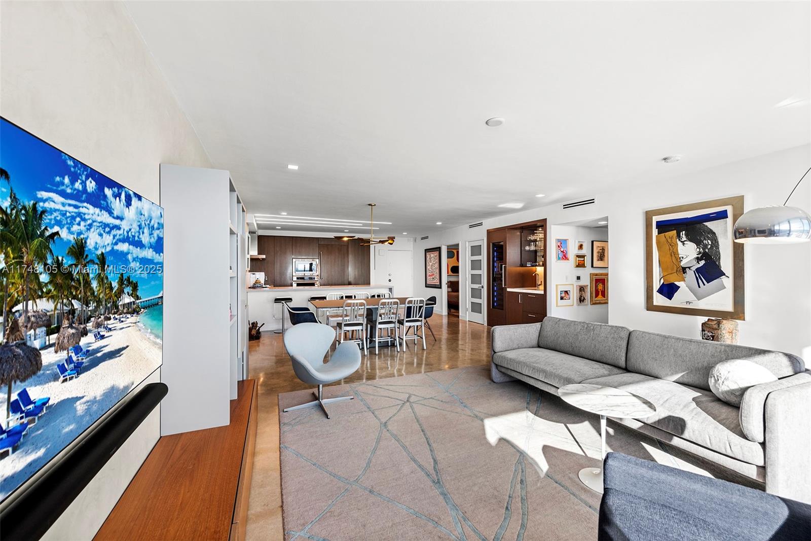 OCEANSIDE PLAZA CONDO - Residential