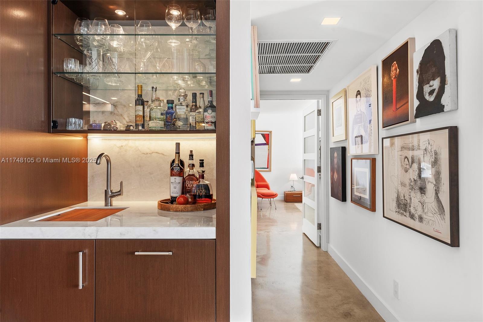 OCEANSIDE PLAZA CONDO - Residential