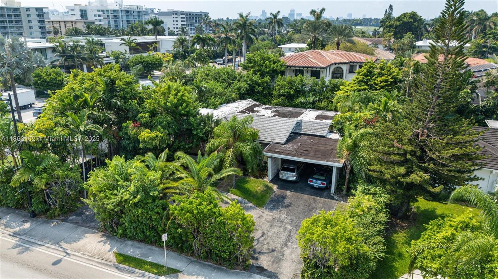 BAY HARBOR ISLAND - Land