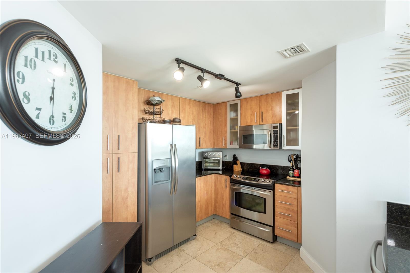 360 CONDO B - Residential