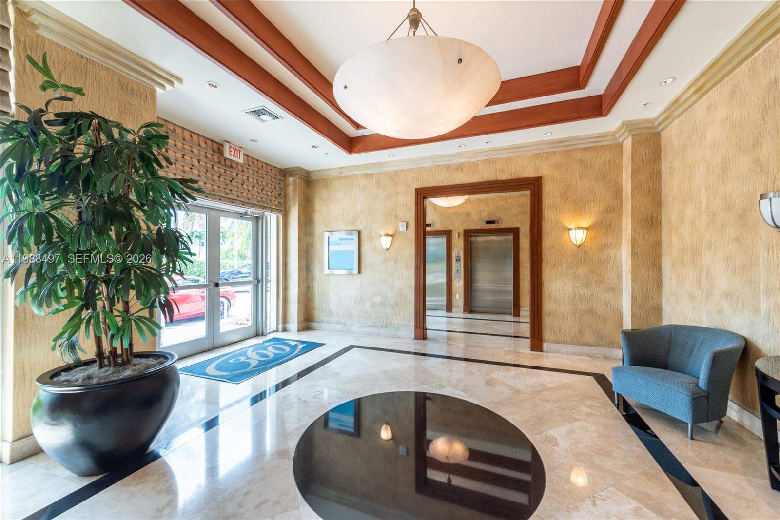 360 CONDO B - Residential