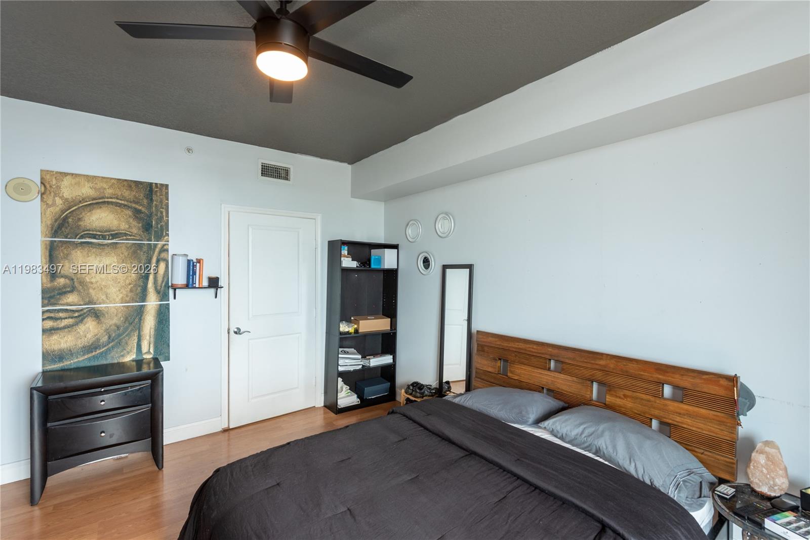 360 CONDO B - Residential