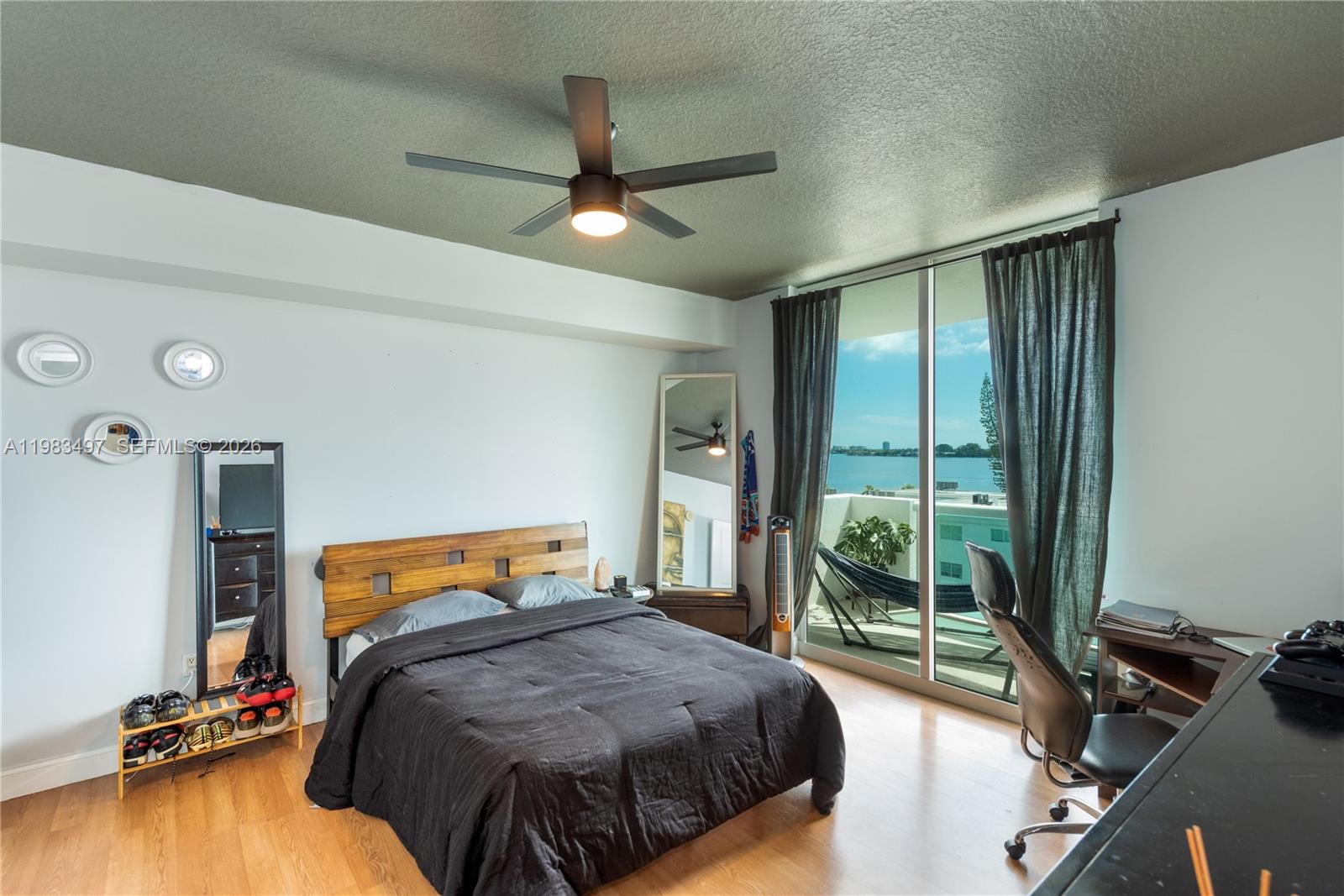 360 CONDO B - Residential