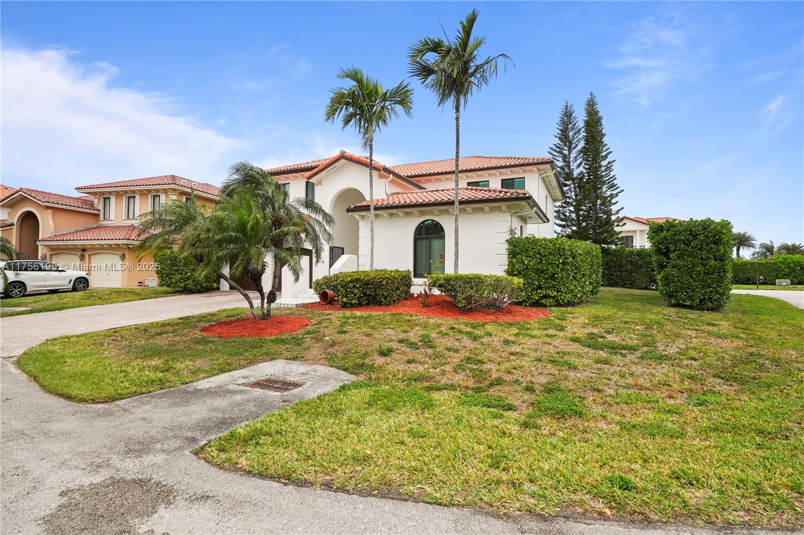 7771 SW 188th Ter
