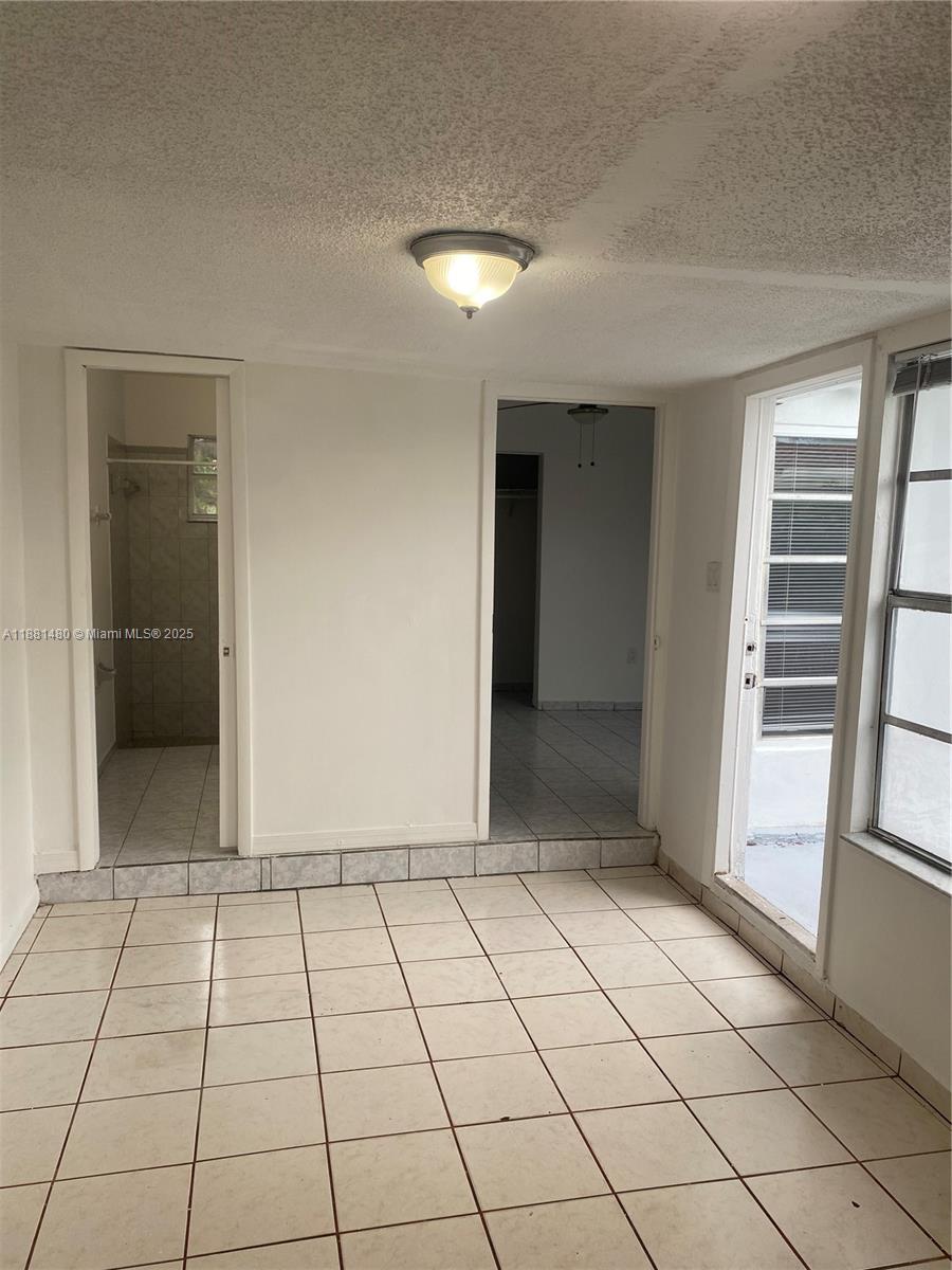 CORAL WAY HOMESITES - Residential Lease