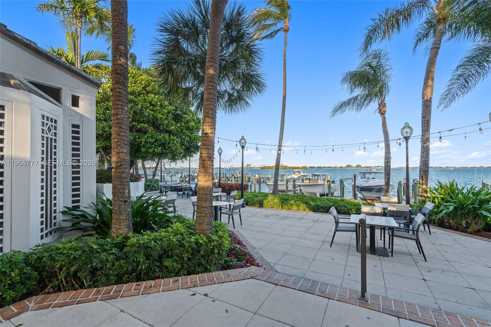 THE TOWERS OF QUAYSIDE CO - Residential