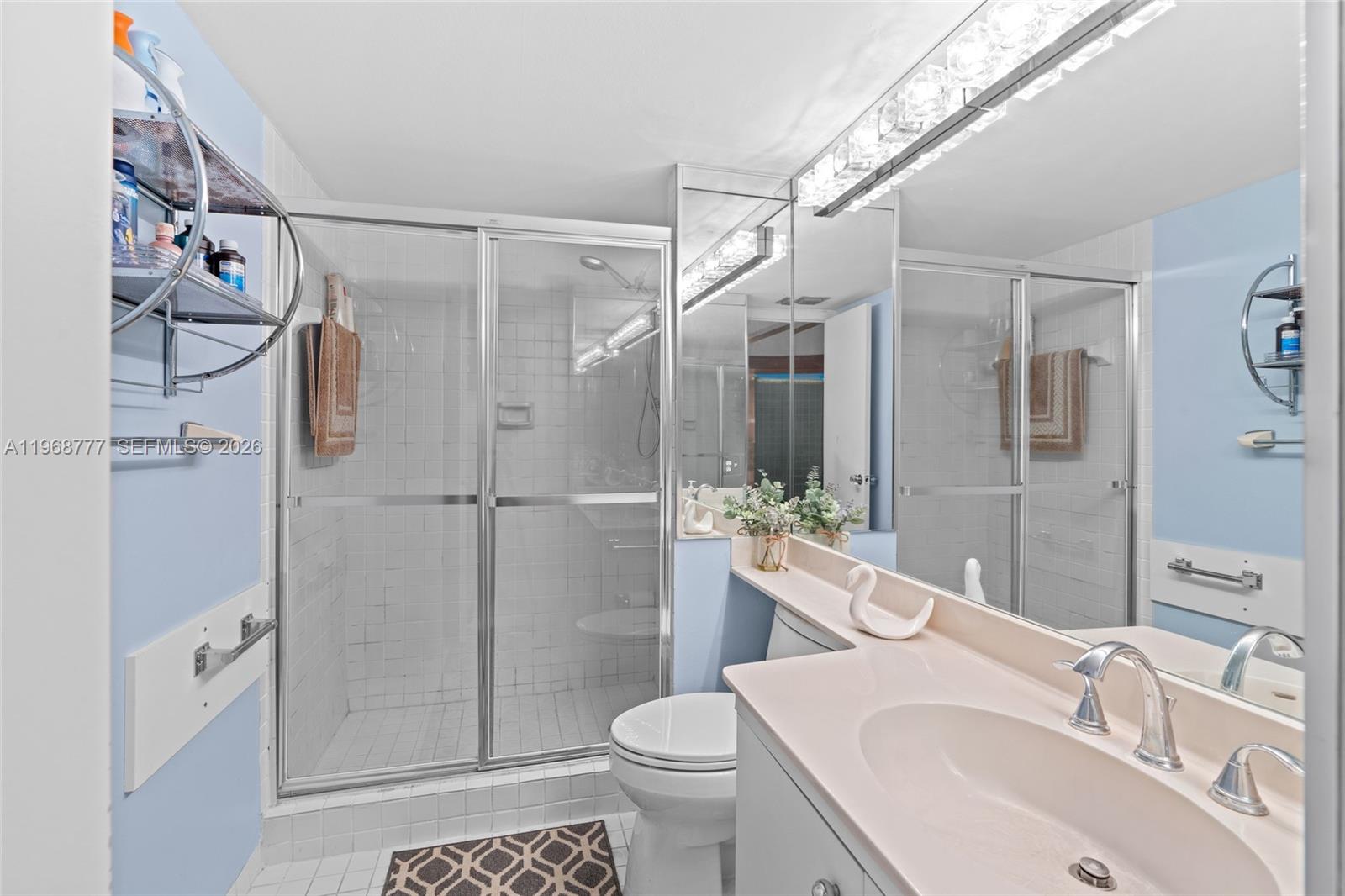 THE TOWERS OF QUAYSIDE CO - Residential