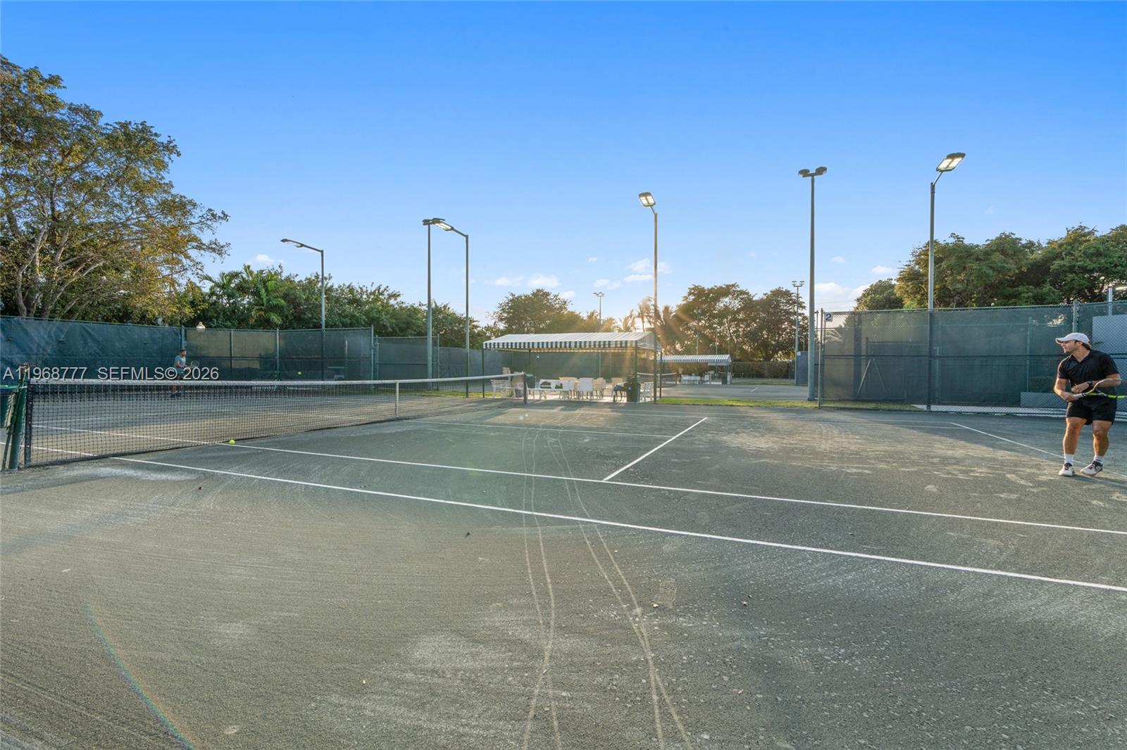 THE TOWERS OF QUAYSIDE CO - Residential