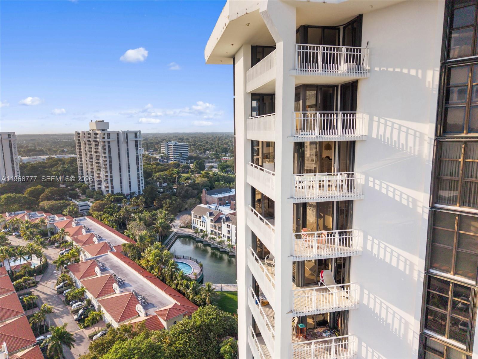 THE TOWERS OF QUAYSIDE CO - Residential