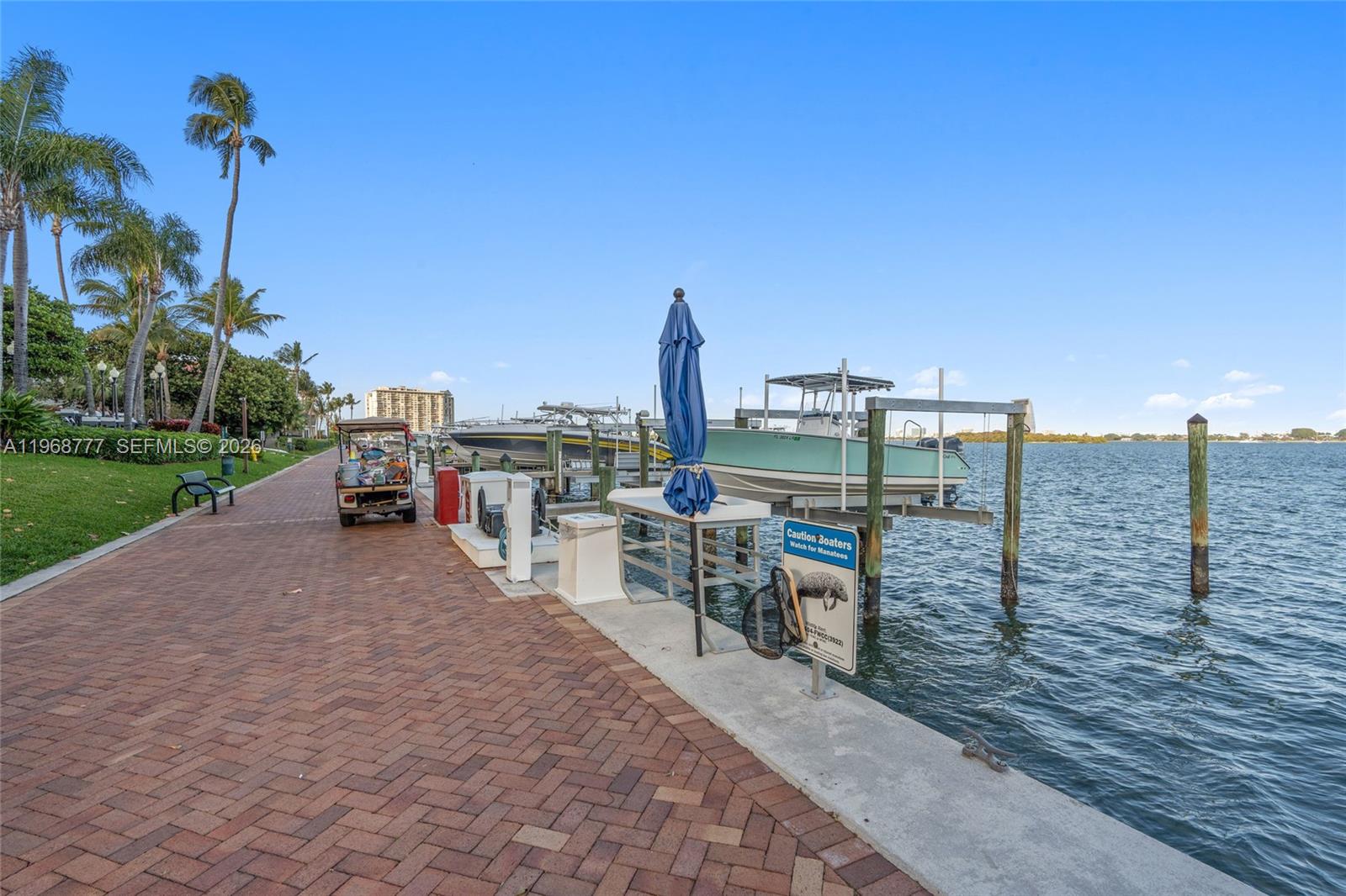 THE TOWERS OF QUAYSIDE CO - Residential