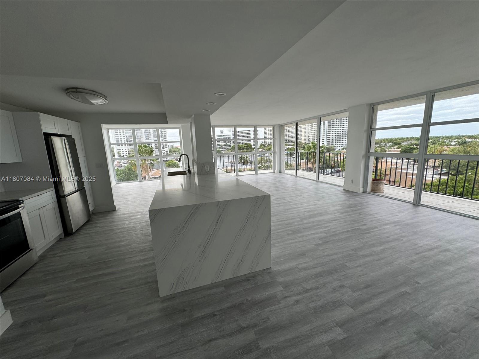 200 LESLIE CONDO - Residential Lease