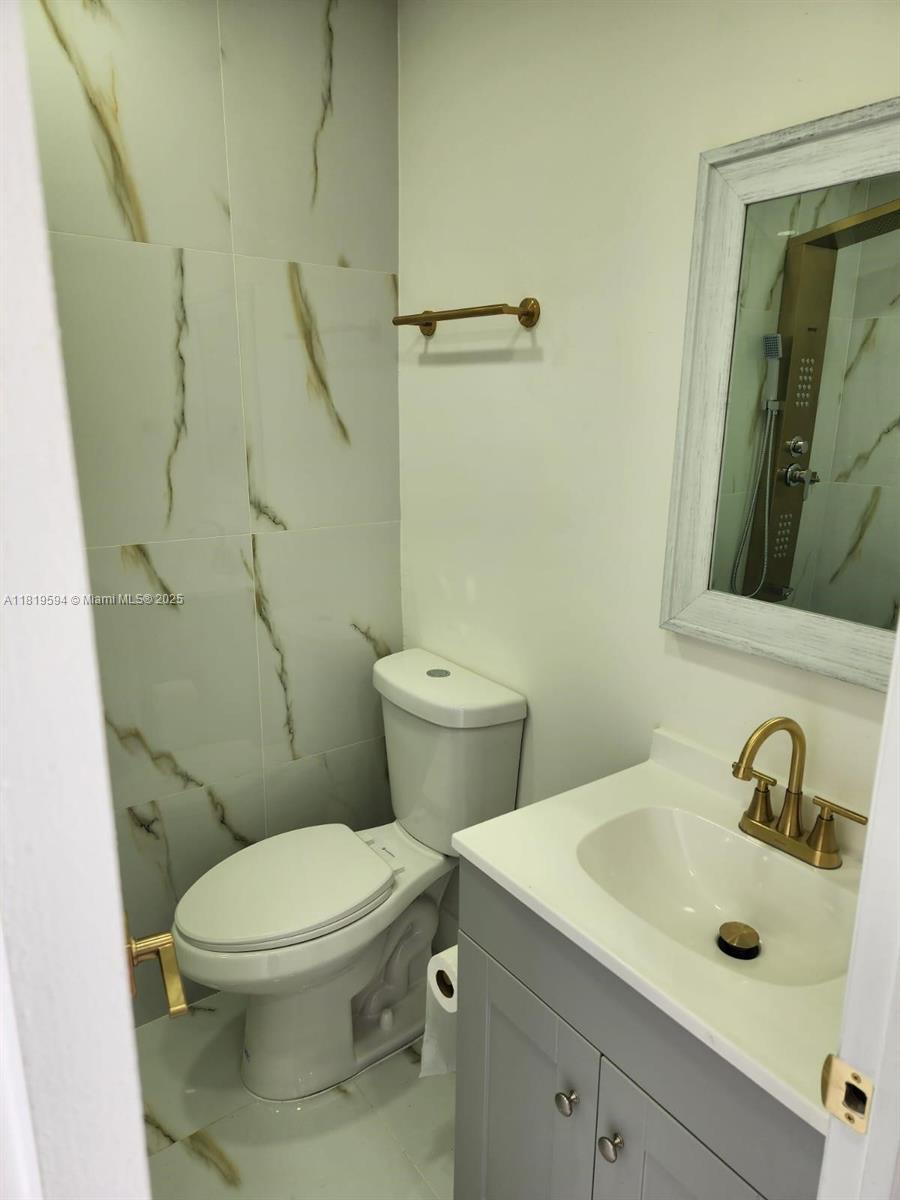 THE PINES - Residential Lease