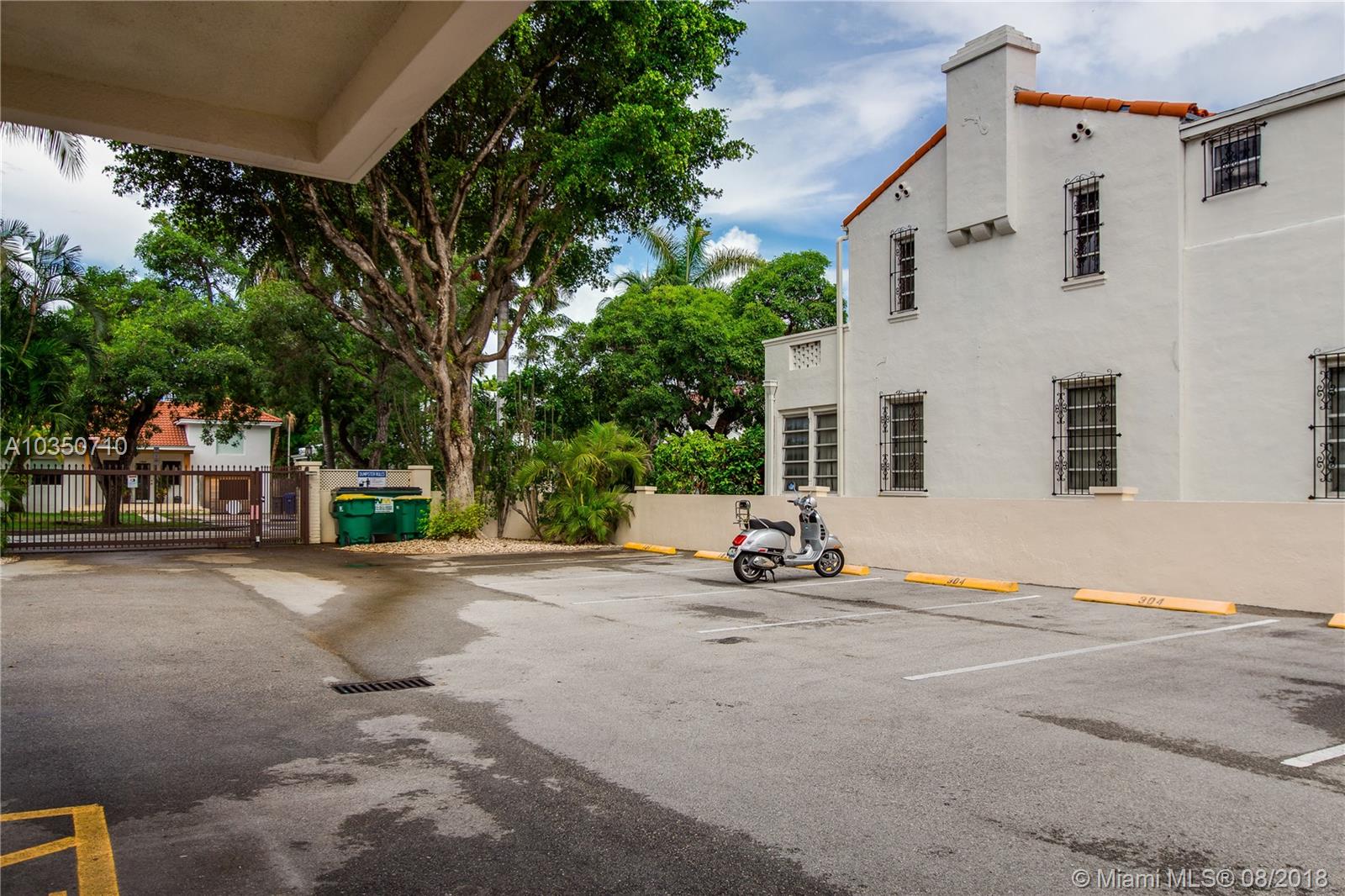 ROYAL PALM VILLAS CONDO - Residential Lease