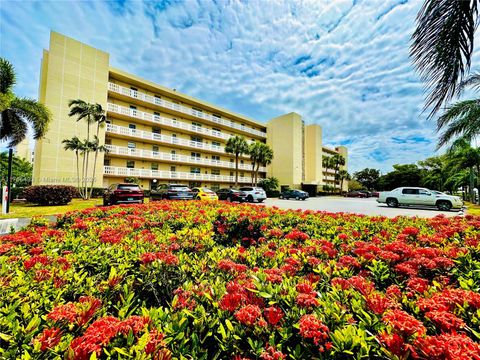 Photo of 101 SE 3rd Ave #404, Dania Beach, FL 33004 (MLS # A11765493)