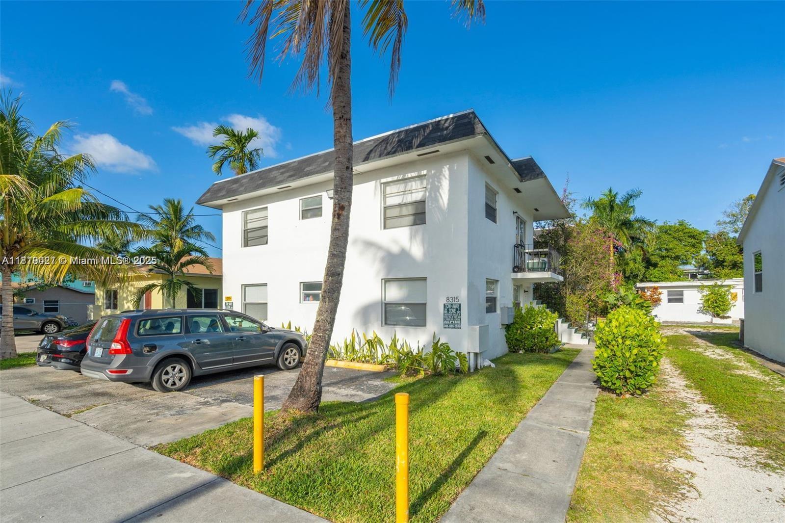 8315 Ne Miami Ct 7, Miami, Broward County, Florida - 2 Bedrooms  
1 Bathrooms - 
