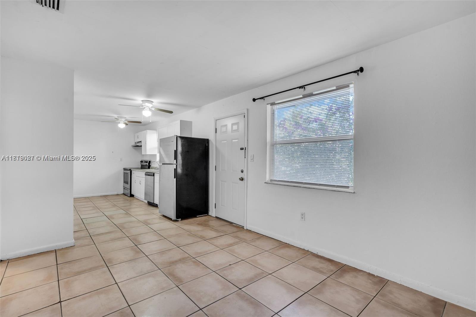 8315 NE Miami Ct 7