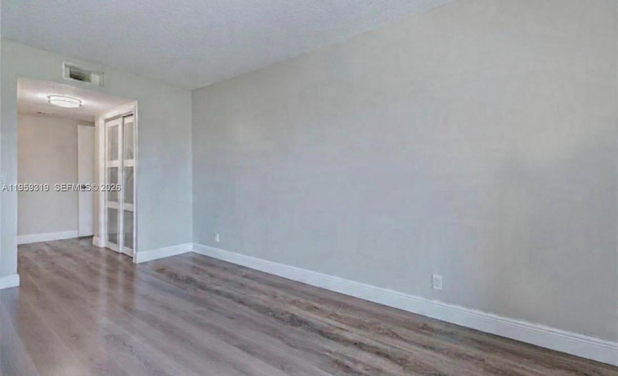 RACQUET CLUB APARTMENTS A - Residential