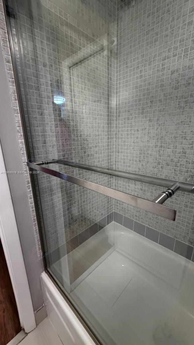 RACQUET CLUB APARTMENTS A - Residential