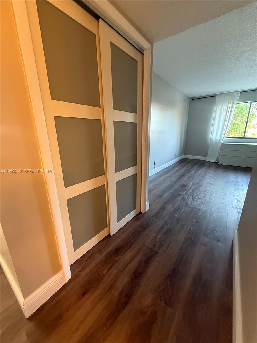 RACQUET CLUB APARTMENTS A - Residential