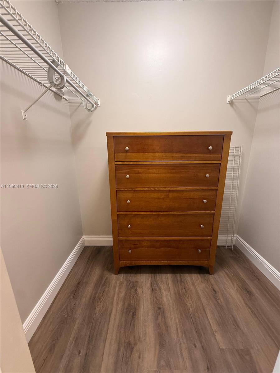 RACQUET CLUB APARTMENTS A - Residential