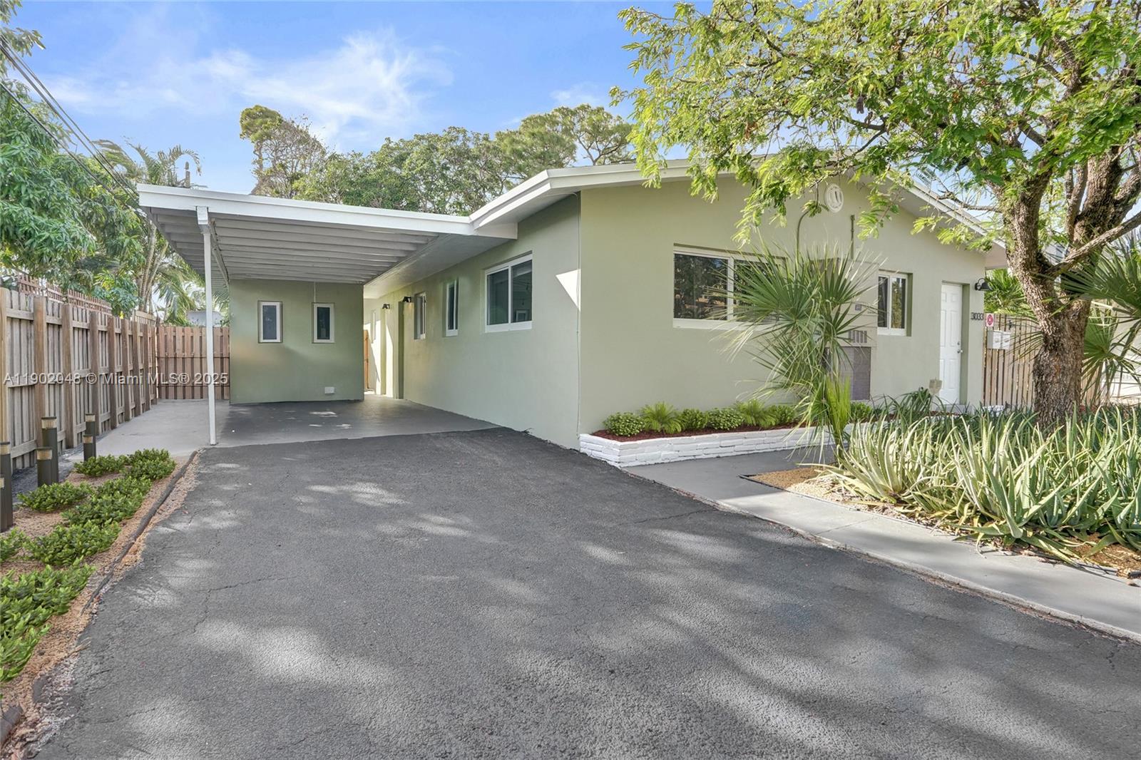 OCEAN RIDGE - Residential Income