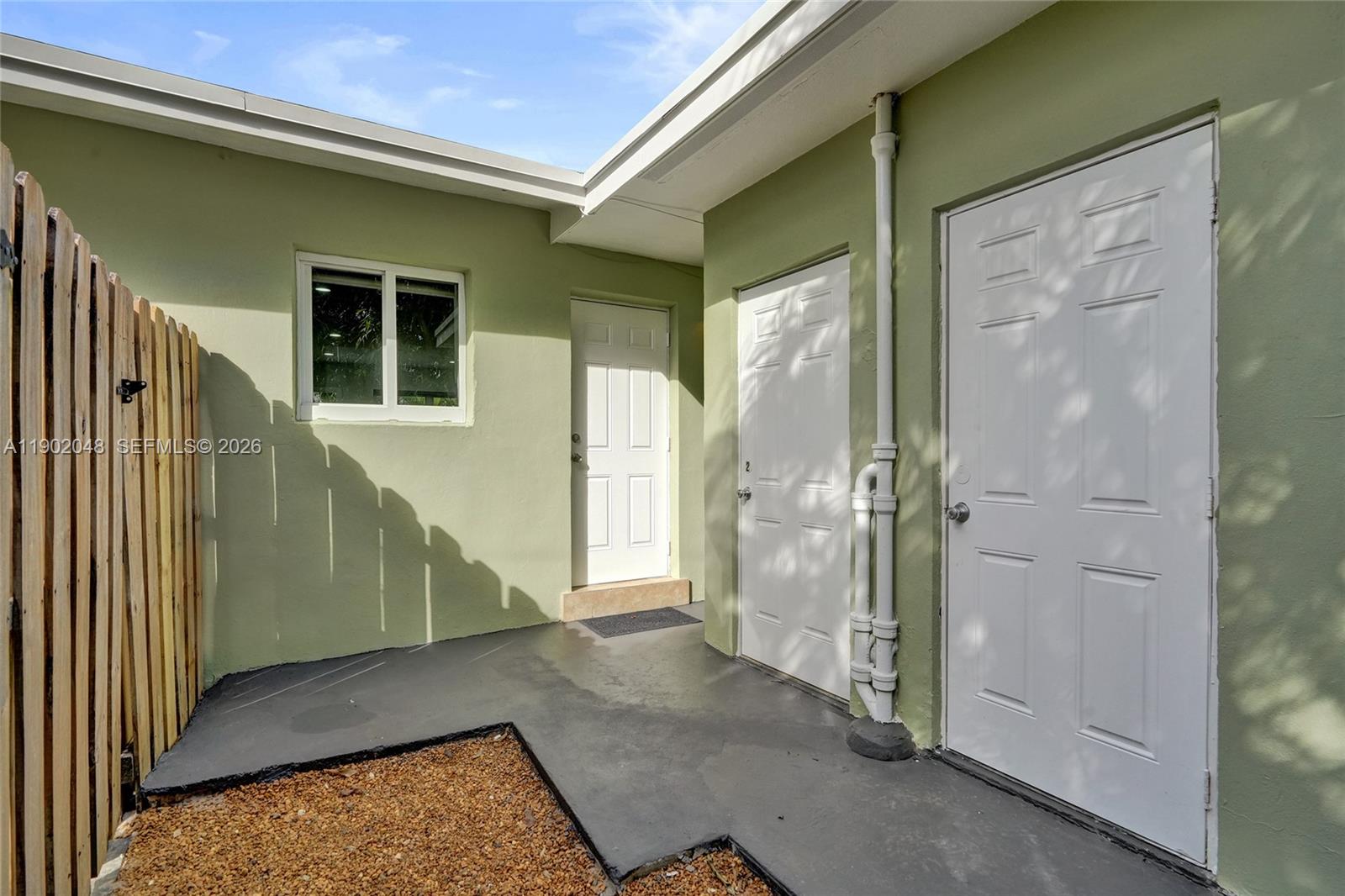 OCEAN RIDGE - Residential Income