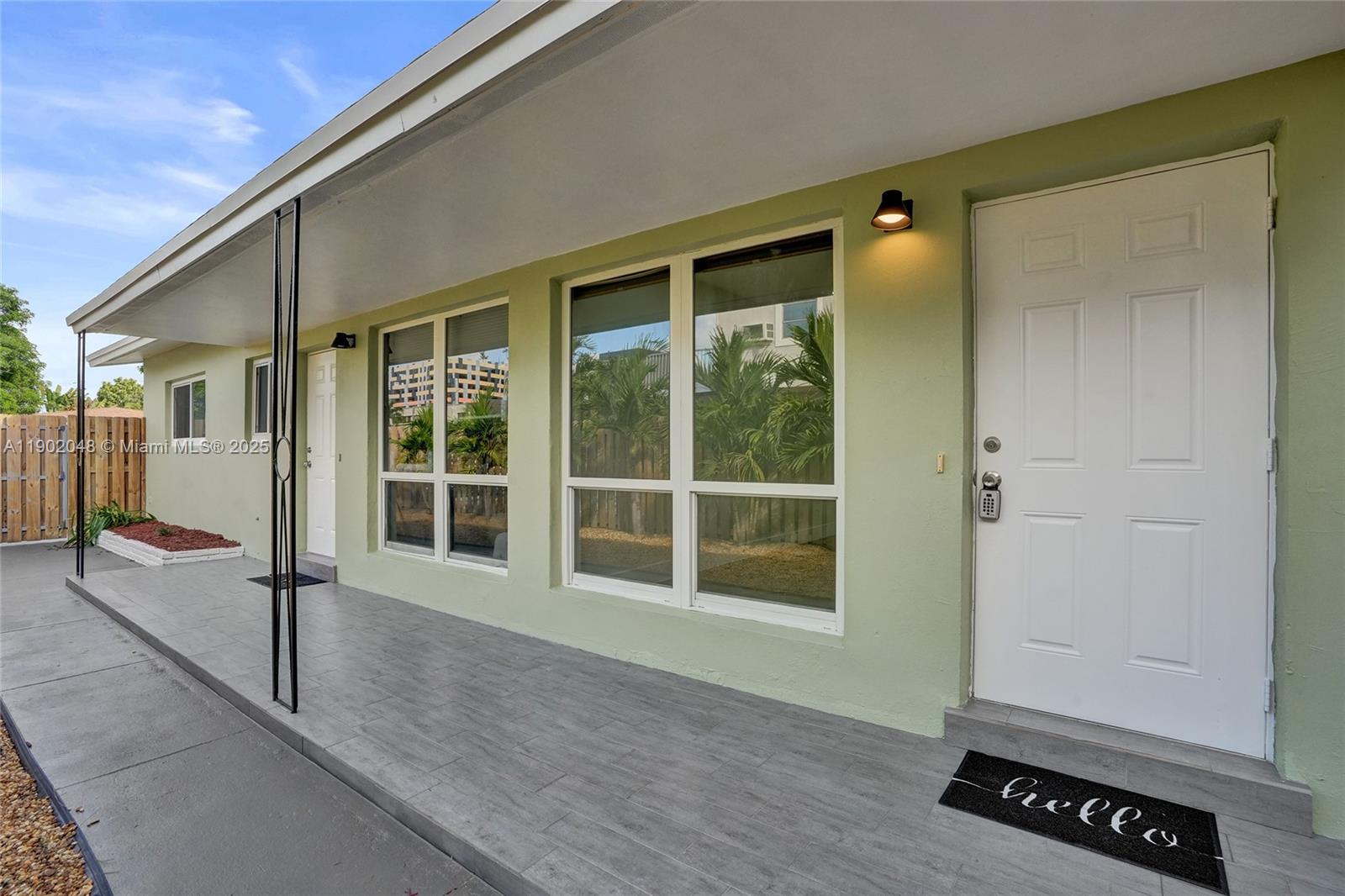 OCEAN RIDGE - Residential Income