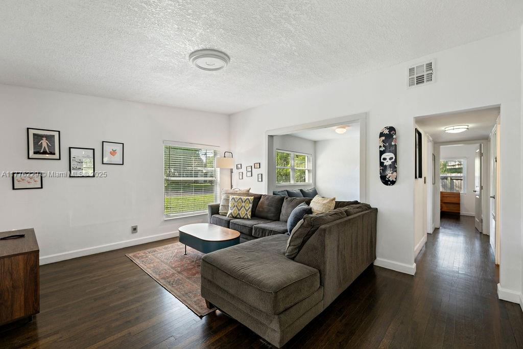 PHILLIPS 1ST REP OF LAKEWO - Residential