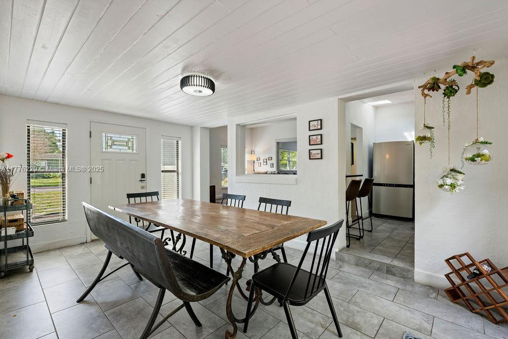 PHILLIPS 1ST REP OF LAKEWO - Residential