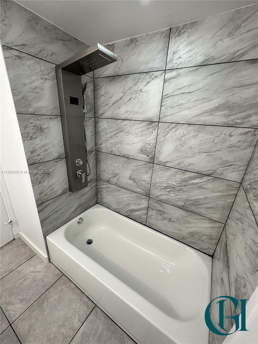 GOLD KEY VILLAS NO 8 COND - Residential Lease