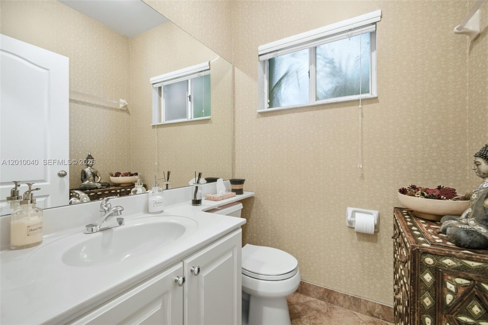 POD 14 AT MONARCH LAKES - Residential