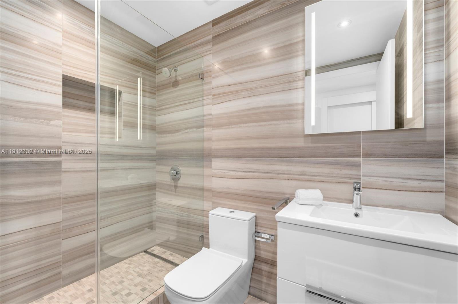 SPEAR AT AQUA CONDO - Residential