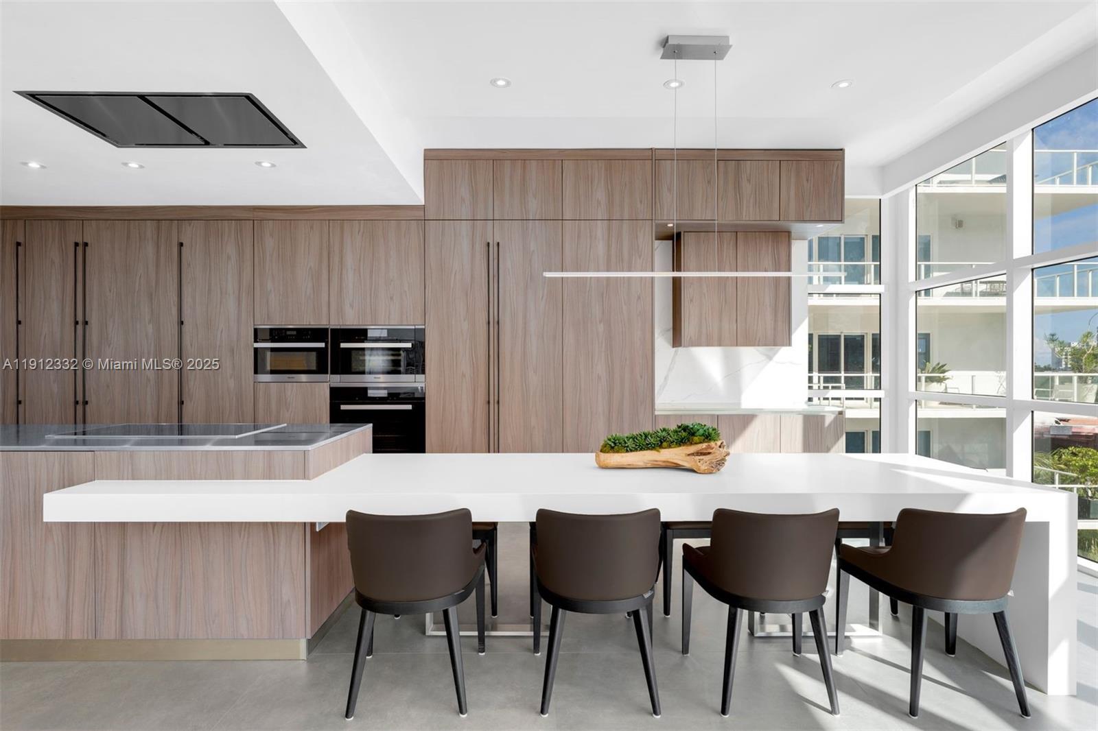 SPEAR AT AQUA CONDO - Residential