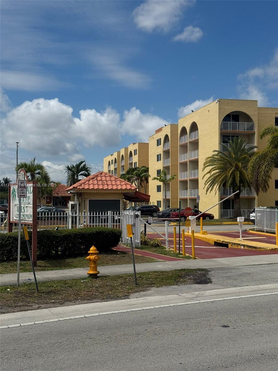6970 NW 186th St 3-212