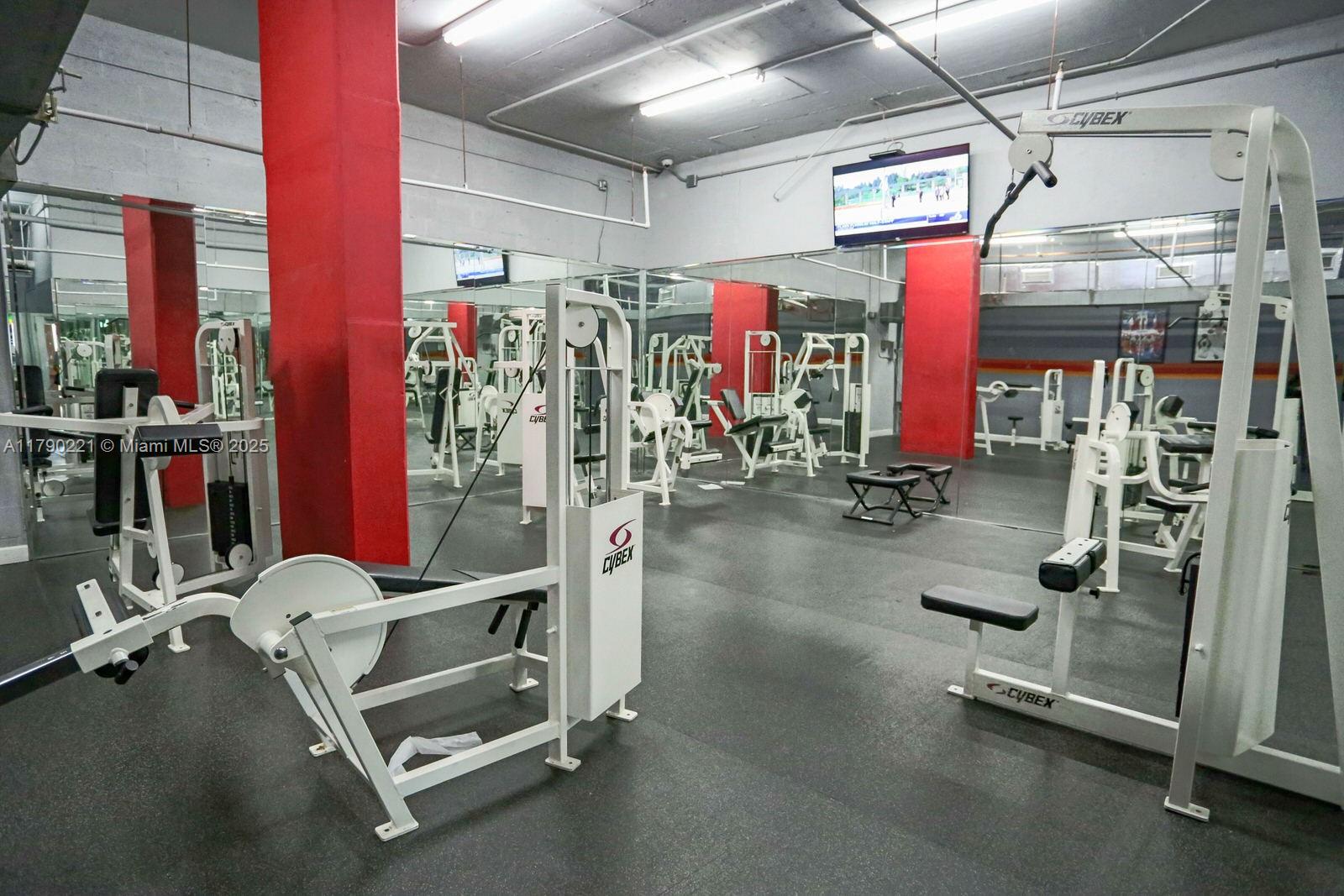 915 NW 1st Ave H1012