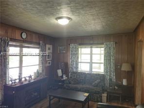 MOORE HAVEN - Residential