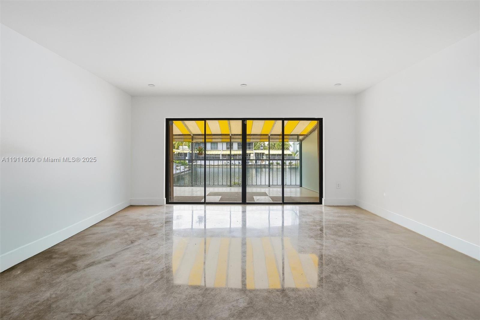 MIAMI LAKES WINDMILL GATE - Residential Lease