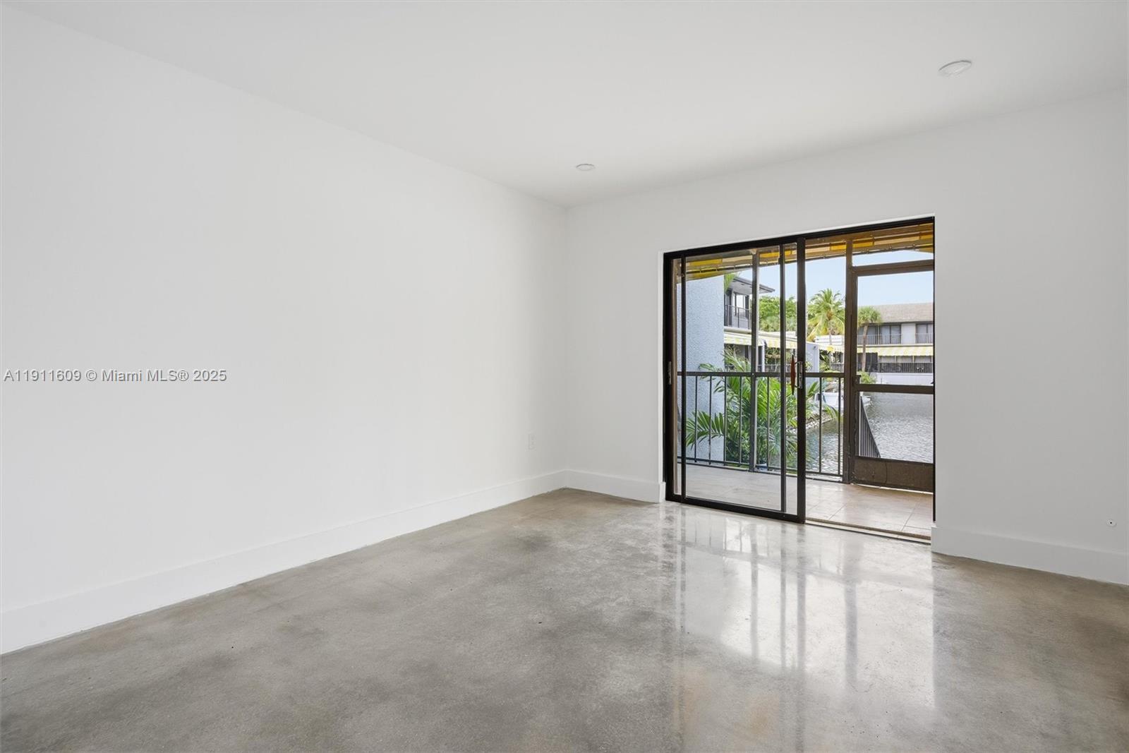 MIAMI LAKES WINDMILL GATE - Residential Lease